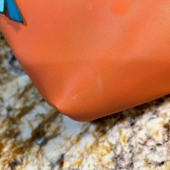 Jon Hart large/ grande makeup zipper pull bag with Crown details. - Picture 7 of 15